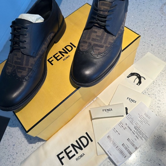 Fendi FF-motif detailed lace up derbys for men size 10 - Picture 2 of 5